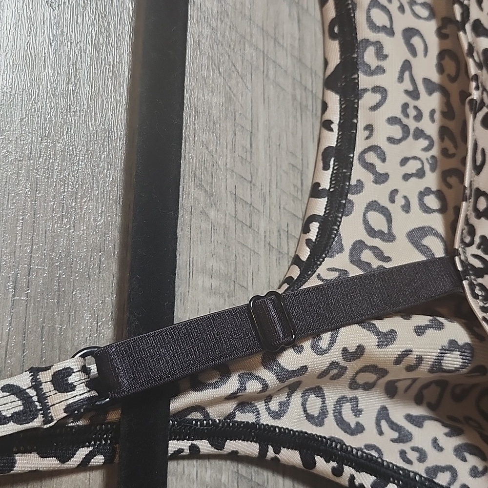 Ruby Ribbon Light Support Cami In Cheetah - Picture 8 of 8